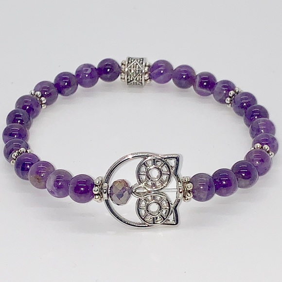 Jewelry - Owl amethyst beaded bracelet